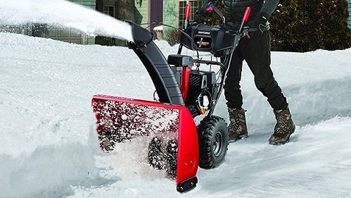 🥇 Can I Use a Snow Blower on a Gravel Driveway?